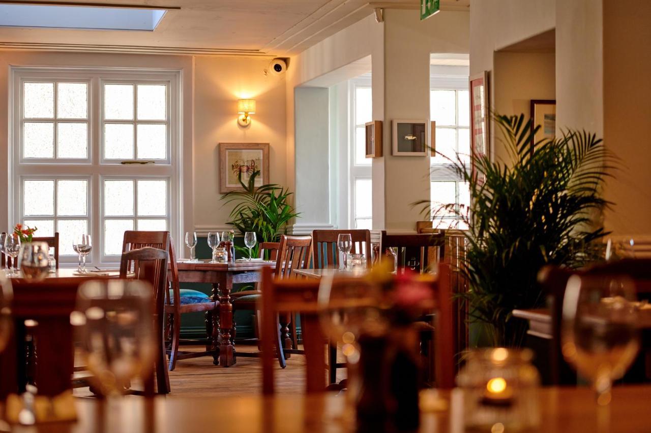 Hotel The Ship Parkgate  Esterno foto