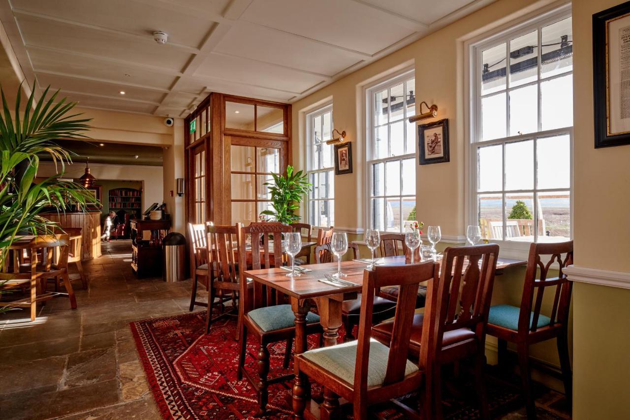 Hotel The Ship Parkgate  Esterno foto