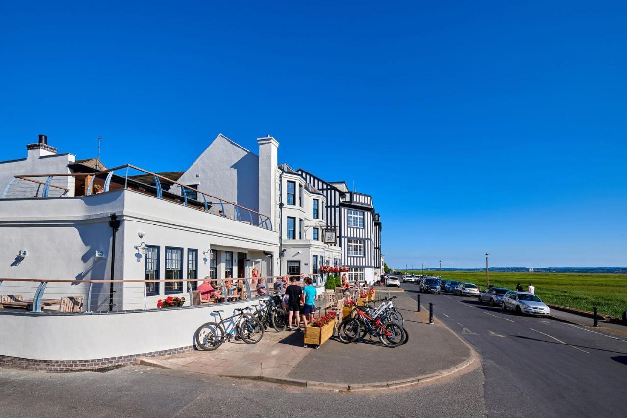 Hotel The Ship Parkgate  Esterno foto