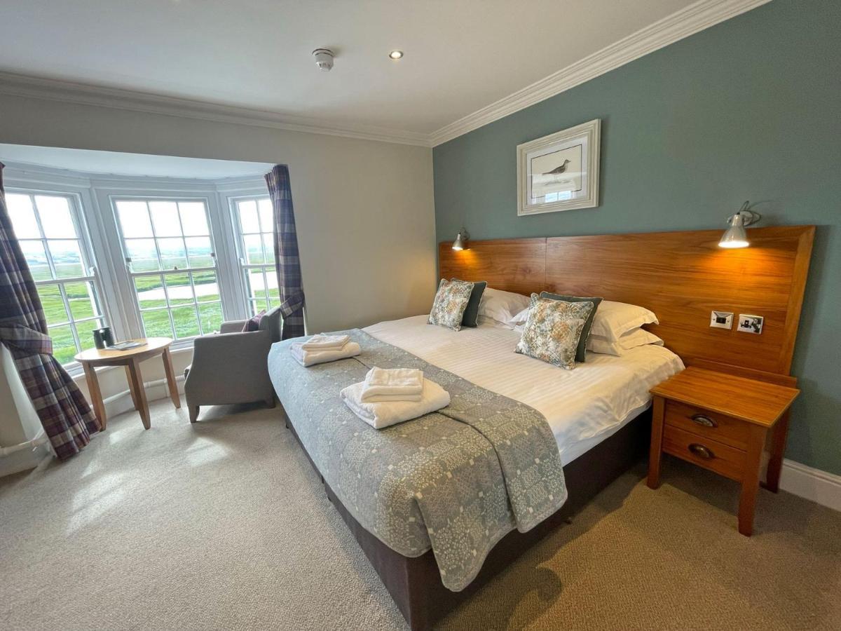 Hotel The Ship Parkgate  Esterno foto